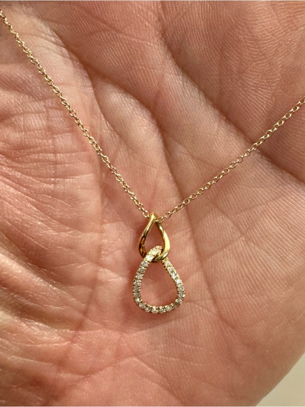 14K Yellow Gold Diamond Teardrop Necklace
